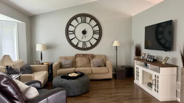 1635 Valley Quail DR, River Falls, WI 54022