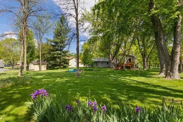 116 Douglas DR, Buffalo, MN 55313