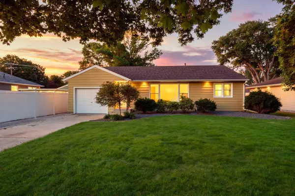 1703 Ramsey ST, Hastings, MN 55033