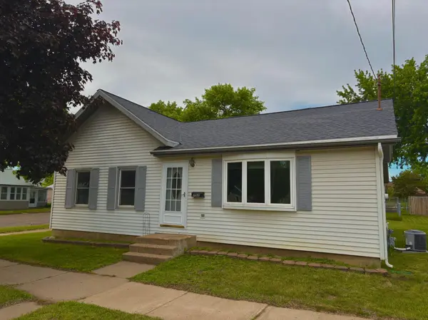 752 E Mark ST, Winona, MN 55987