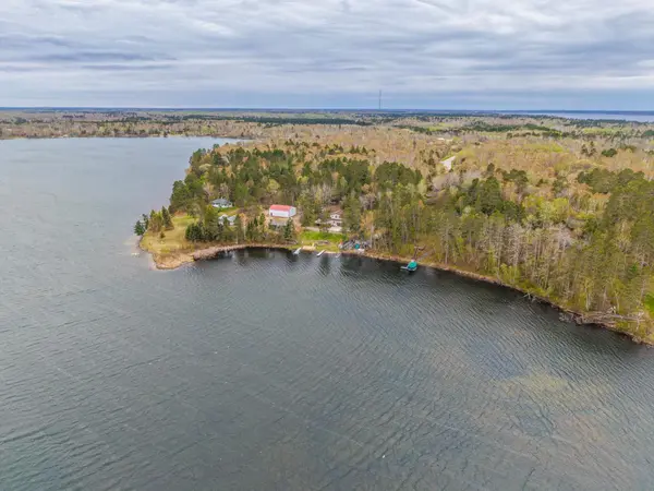 5832 Kohler LN NE, Bemidji, MN 56601