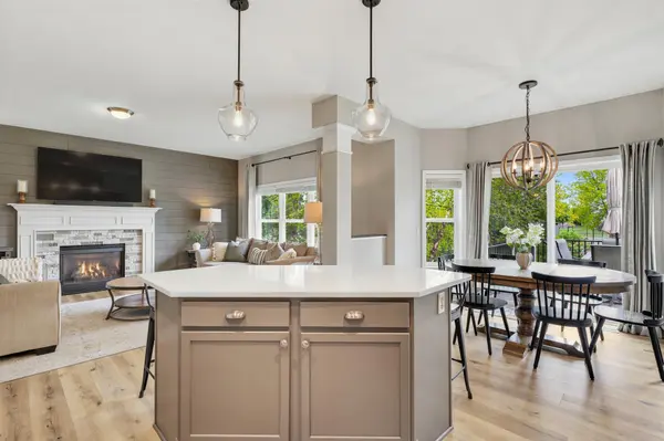 11253 68th ST NE, Albertville, MN 55301