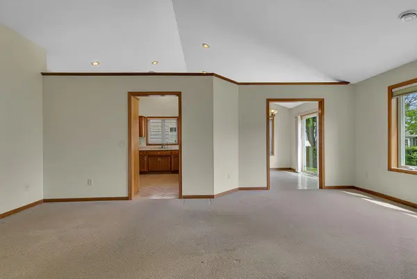846 Aspen CIR, Waite Park, MN 56387