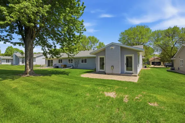 2510 9th ST SW, Willmar, MN 56201