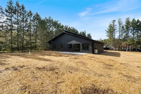 1386 Stephen RD, Cloquet, MN 55720
