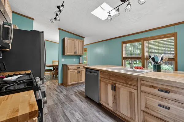 20856 Paradise LN, Brainerd, MN 56401