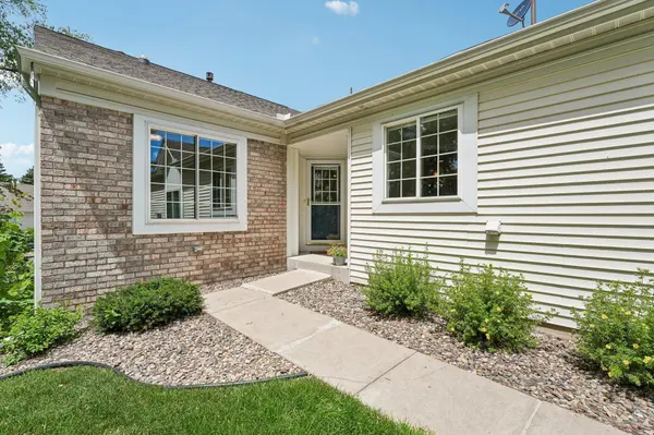 18523 Orchard TRL, Lakeville, MN 55044