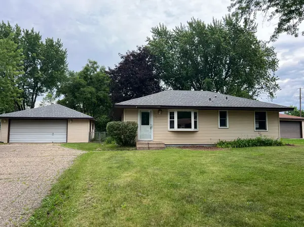 8499 Hilo LN S, Cottage Grove, MN 55016