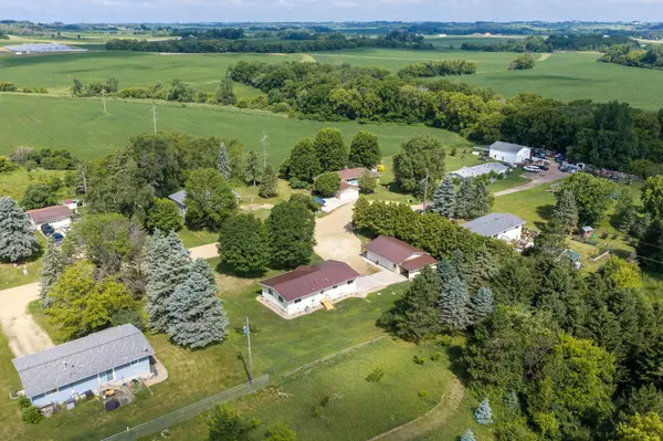 45094 Nygren RD, Zumbrota, MN 55992