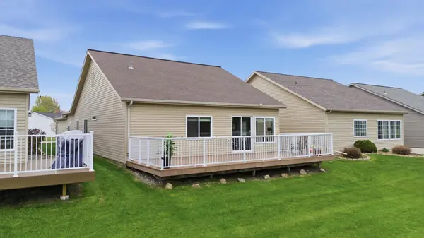 2889 35th ST S, Moorhead, MN 56560