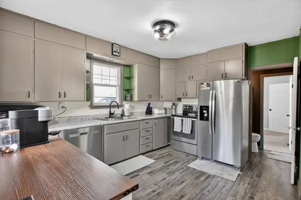 620 8th AVE E, Alexandria, MN 56308