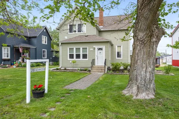 218 1st ST S, Nerstrand, MN 55053