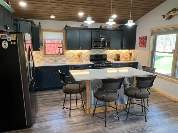 3108 State Highway 172 NW NW, Baudette, MN 56623