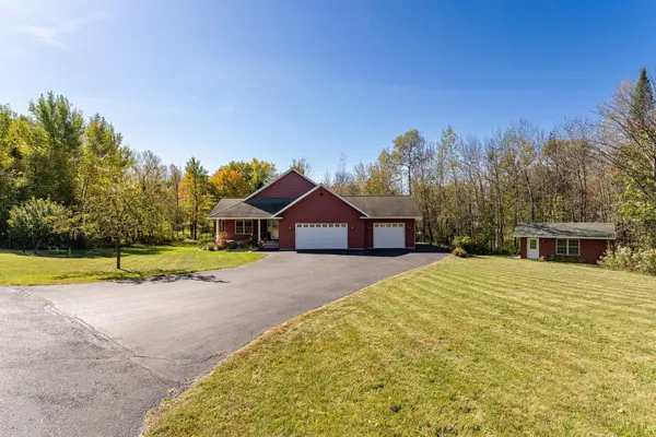 23 Amanda DR, Esko, MN 55733