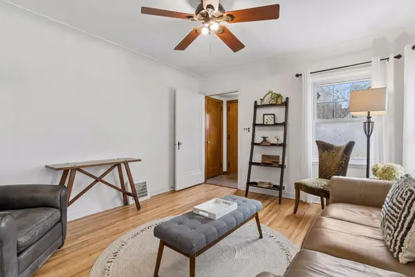 1654 Juno AVE, Saint Paul, MN 55116