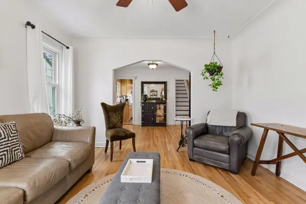 1654 Juno AVE, Saint Paul, MN 55116