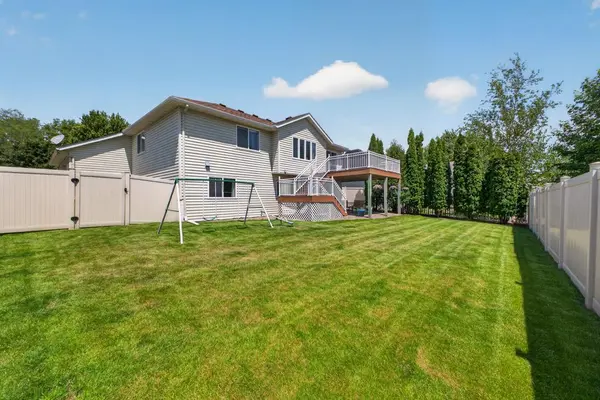 480 Manor Ridge DR NW, Rochester, MN 55901