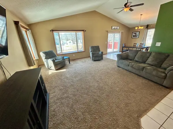 110 U'Ren Lane, Redwood Falls, MN 56283
