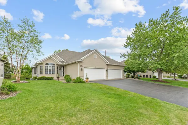 17925 39th PL N, Plymouth, MN 55446