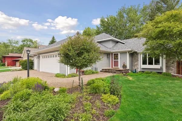 1705 Laurel AVE, Hudson, WI 54016