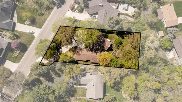 1805 Teton LN NE, Rochester, MN 55906