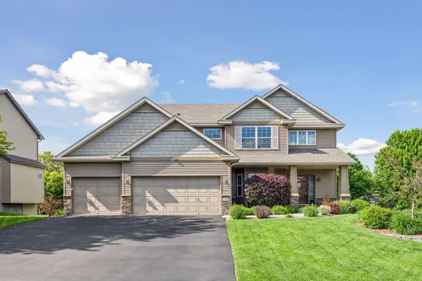 1046 Gusty DR, Waconia, MN 55387