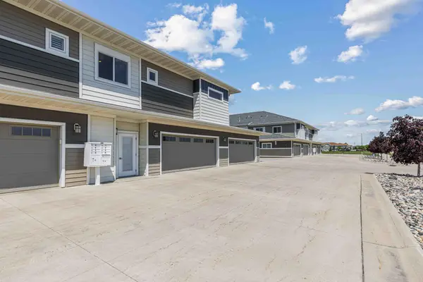 2970 Calico DR S #C, Fargo, ND 58104