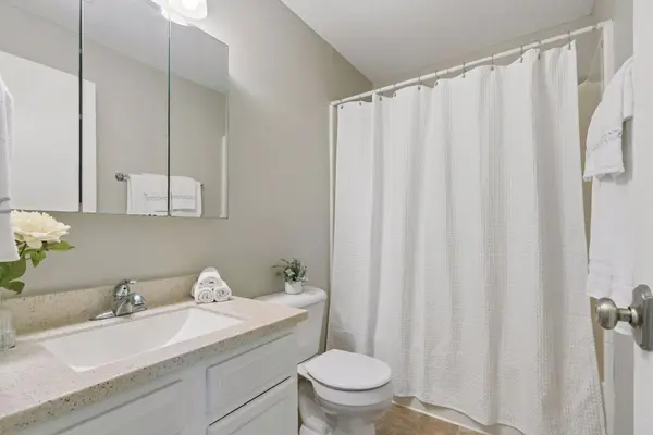 9141 Highway 55 #106, Golden Valley, MN 55427