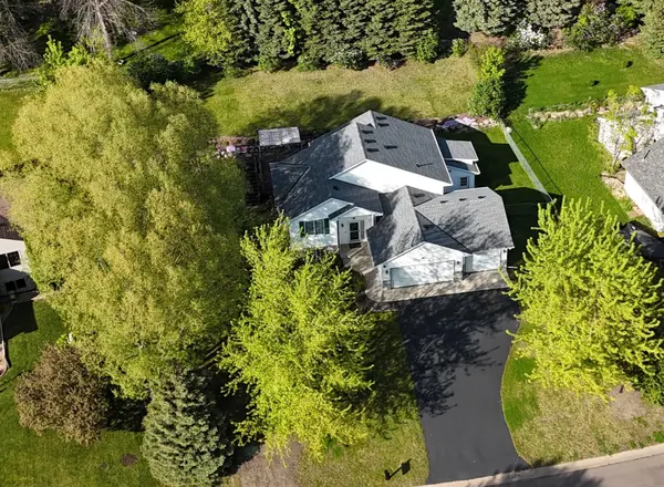 13310 297th ST, Lindstrom, MN 55045