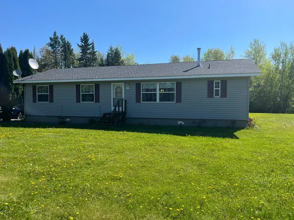 25573 Jolanne Ln, Trout Lake Twp, MN 55709