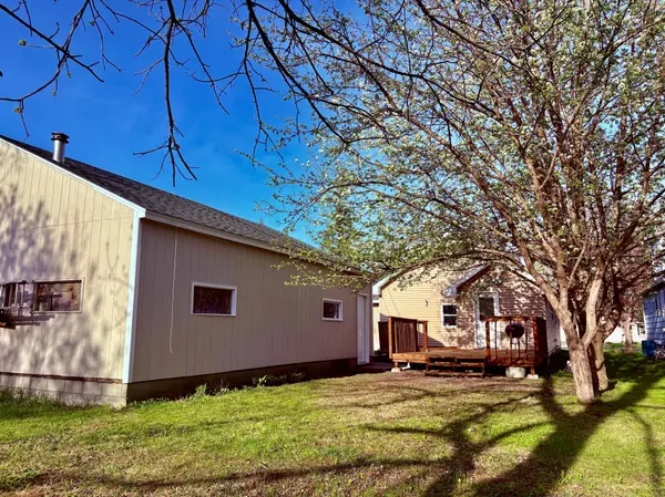 1118 11th AVE, International Falls, MN 56649