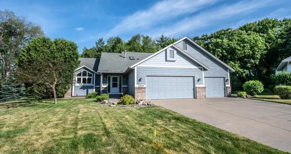 2508 Kennelly PL, Burnsville, MN 55337