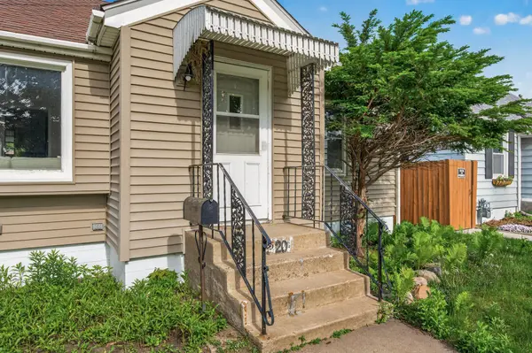 520 7th AVE S, South Saint Paul, MN 55075