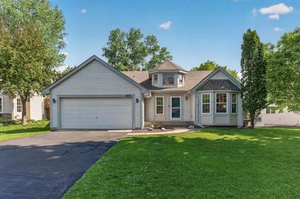7457 54th ST N, Oakdale, MN 55128