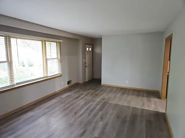 1771 City Heights DR, Maplewood, MN 55117