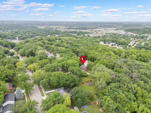 2514 Northridge LN NE, Rochester, MN 55906