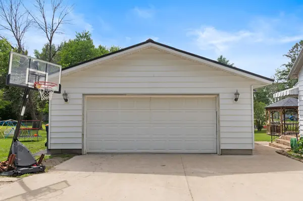 809 Home ST, Kenyon, MN 55946