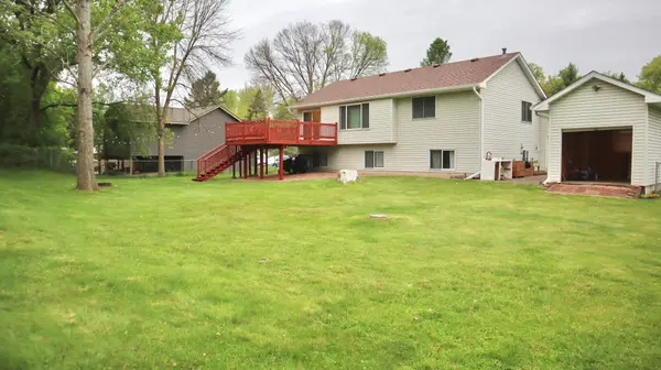 5475 273rd ST, Wyoming, MN 55092