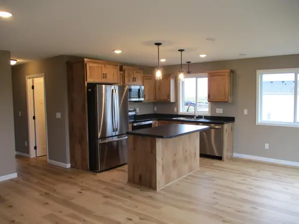 145 Cedar ST SE, Kimball, MN 55353