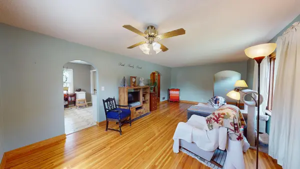 917 Valley AVE, Albert Lea, MN 56007