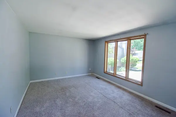 2526 Carla LN NW, Rochester, MN 55901
