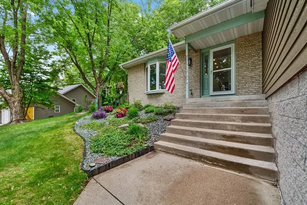 1113 Michaelson ST N, Hudson, WI 54016