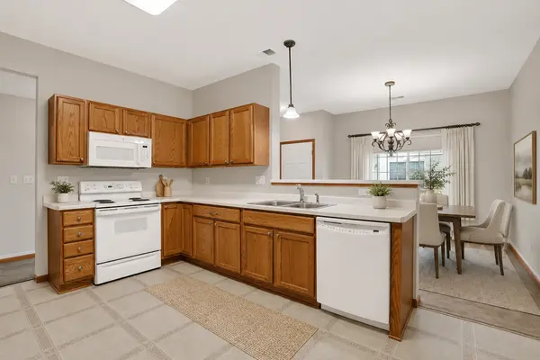 15280 Flower WAY #230, Apple Valley, MN 55124