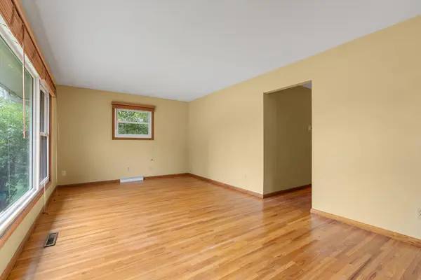 4934 Minnesota ST SE, Prior Lake, MN 55372