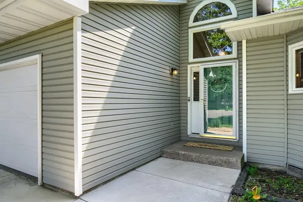 10347 Eagle ST NW, Coon Rapids, MN 55433