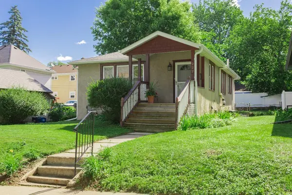 222 Fisk ST, Saint Paul, MN 55104
