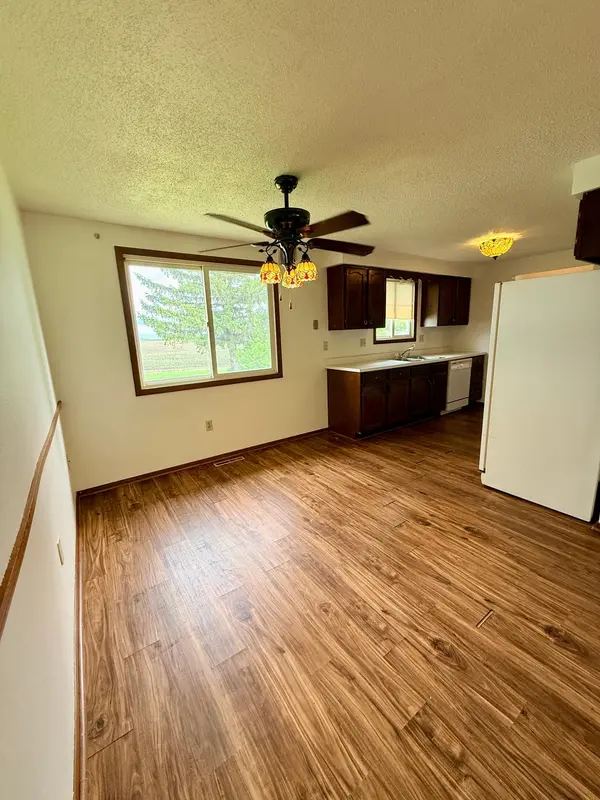 207 N Main ST, Saint Leo, MN 56264
