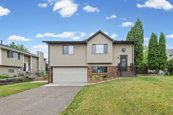1346 Cope AVE E, Maplewood, MN 55109