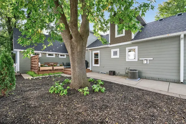 2084 4th ST, White Bear Lake, MN 55110