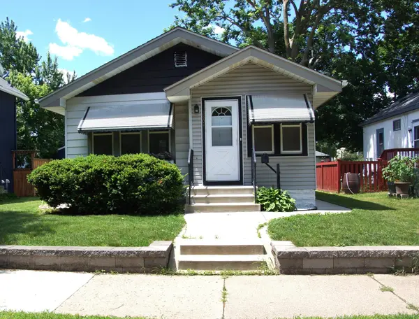 2804 37th AVE S, Minneapolis, MN 55406